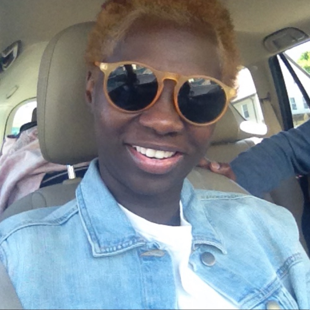 ❣️LAST PAIR❣️ Small black round Sunglasses 🕶 - Picture 2 of 2